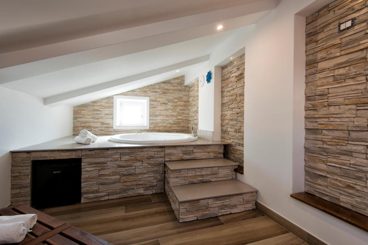 Appartamento Maison Eugenie Sorrento Esterno foto